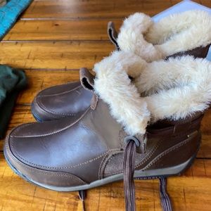 Merrell women’s nwot bitter chocolate 9.5